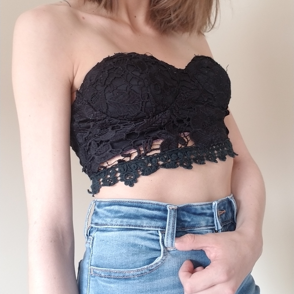 Black lace tube top (with bra padding)